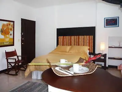 Hotel Casa Toscano Кали