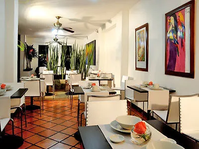 Hotel Casa Toscano Cali 3*,